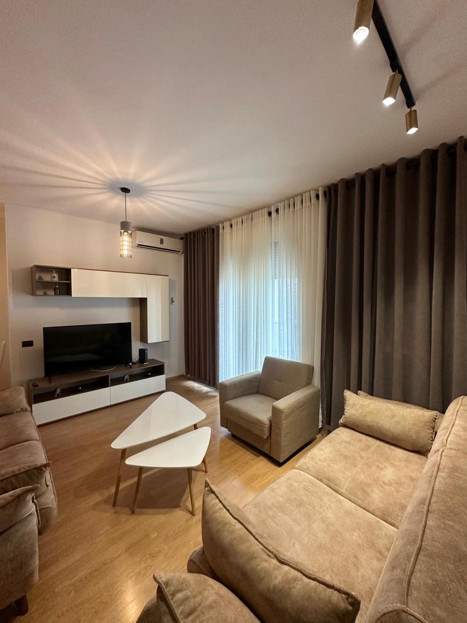 Lake Escape - Home 2 Tirana Exterior foto